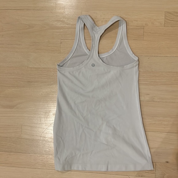 nulu lululemon tank - Picture 2 of 2